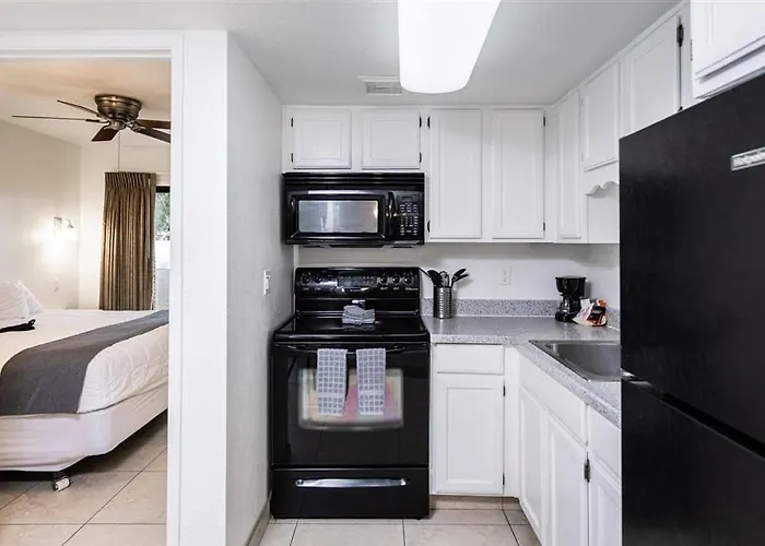 Apartment 215 Fully Furnished 1br Suite-outdoor Pool Scottsdale